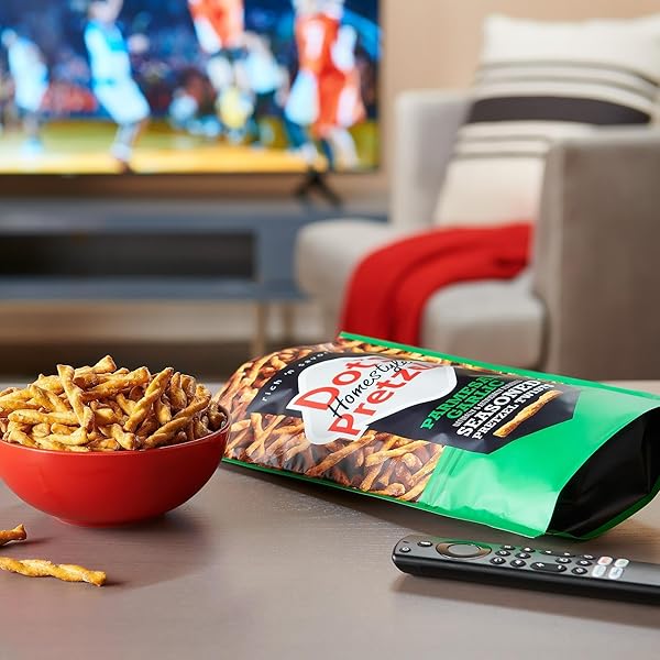 DOT’S HOMESTYLE PRETZELS PARMESAN GARLIC SEASONED PRETZEL TWIST SNACK, 16OZ GROCERY SIZED BAG