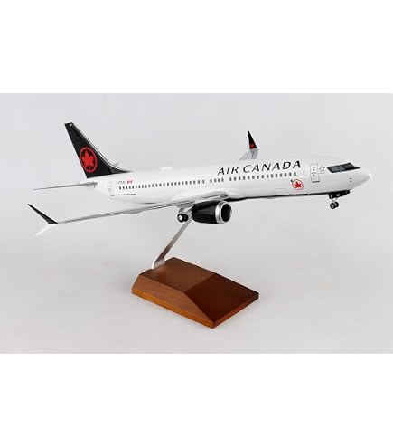 Amazon.com: Daron Skymarks Delta 737-800 Model Kit with Gear and