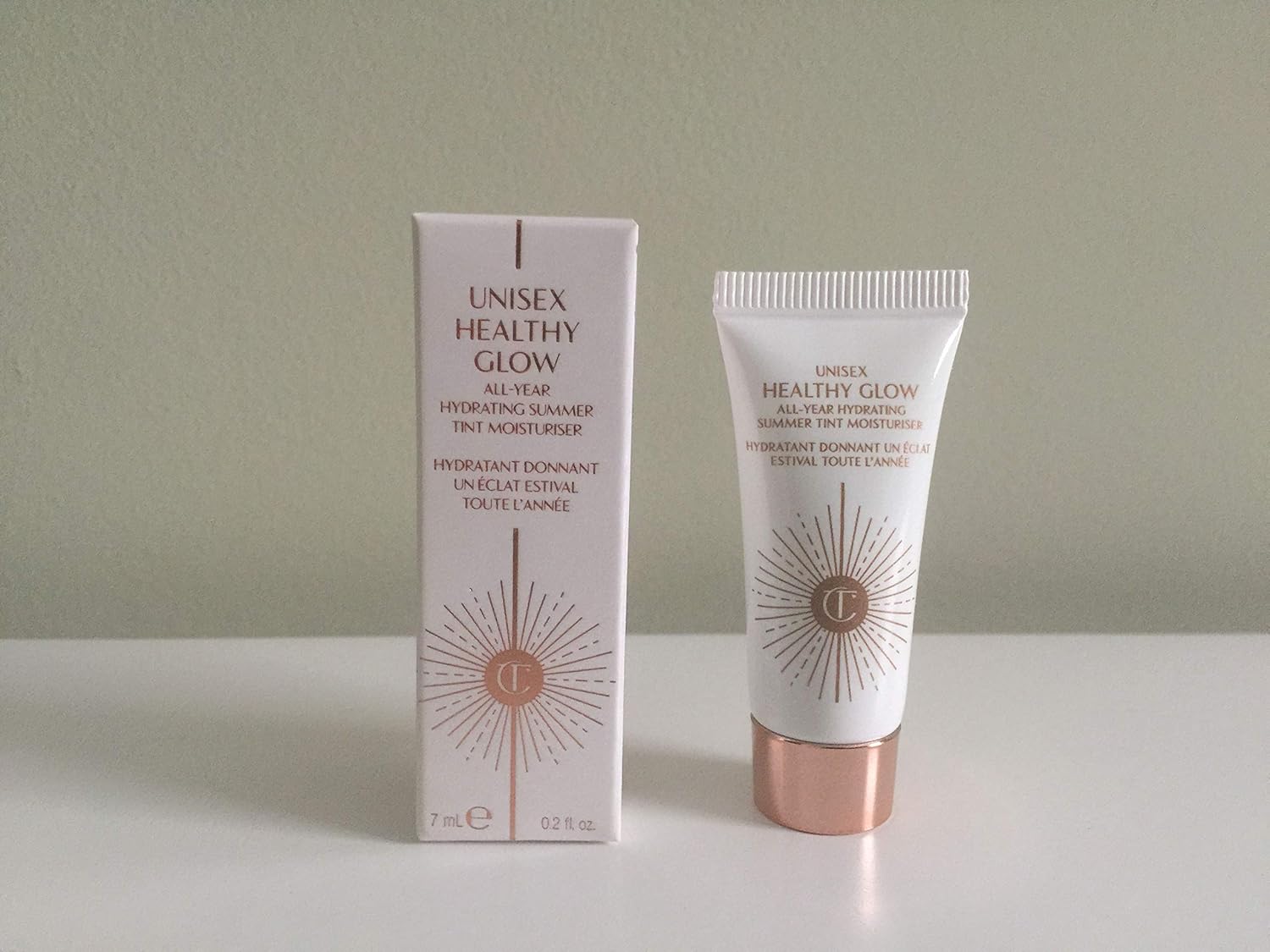 CHARLOTTE TILBURY Unisex Healthy Glow Tinted Moisturizer