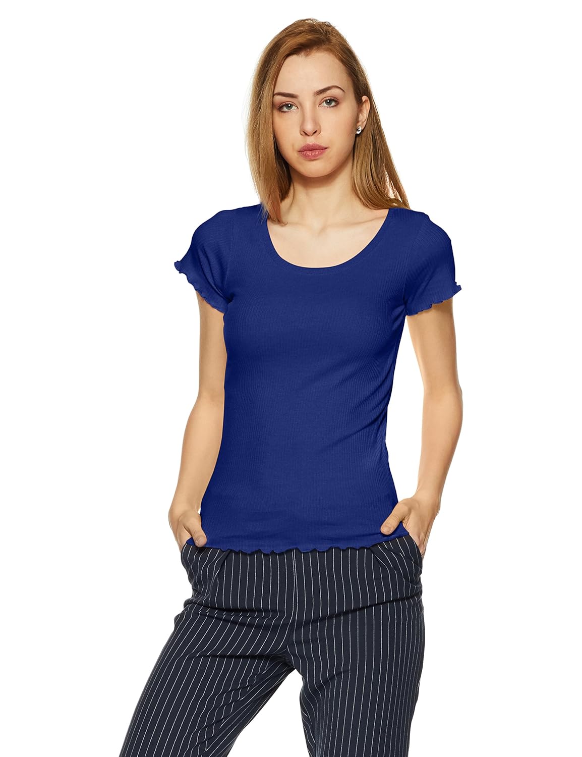 sugr women's solid slim fit t-shirt