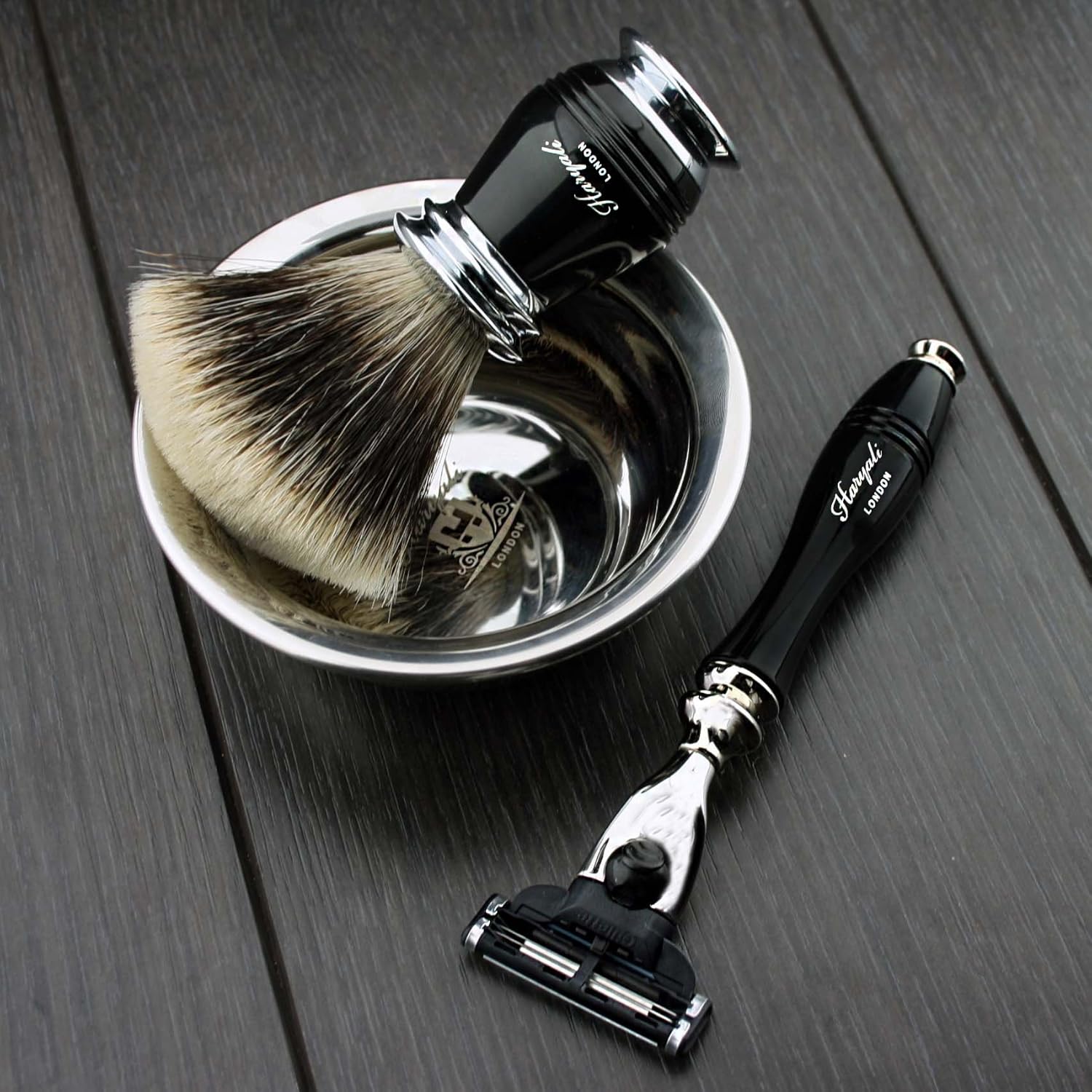 Men's Shaving Set in Black Colour Razor(Replaceable Head),Sliver Tip Badger Hair Brush - Image 5