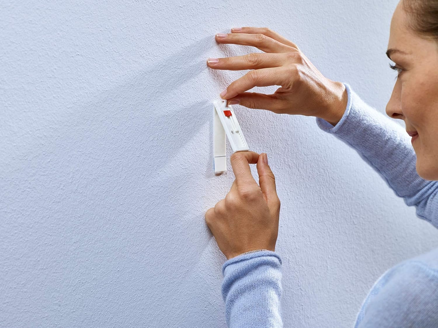 tesa Powerstrips Verstelbare kleefspijker voor behang en pleisterwerk, zelfklevende Nagel 1 kg - 4 Nägel wit - Image 5