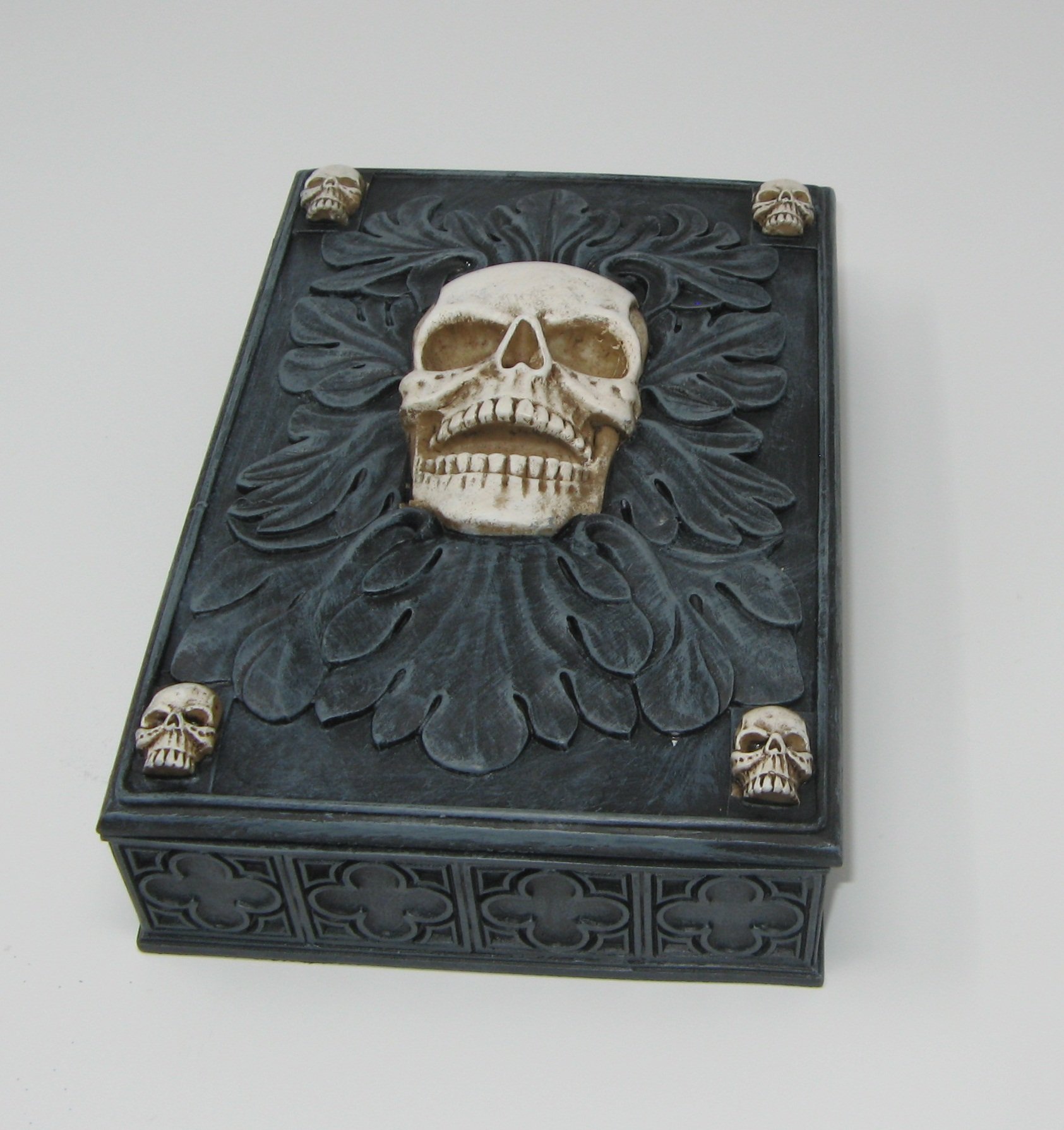 Katerina Prestige – Skull Enluminures Figure – box, hf1621