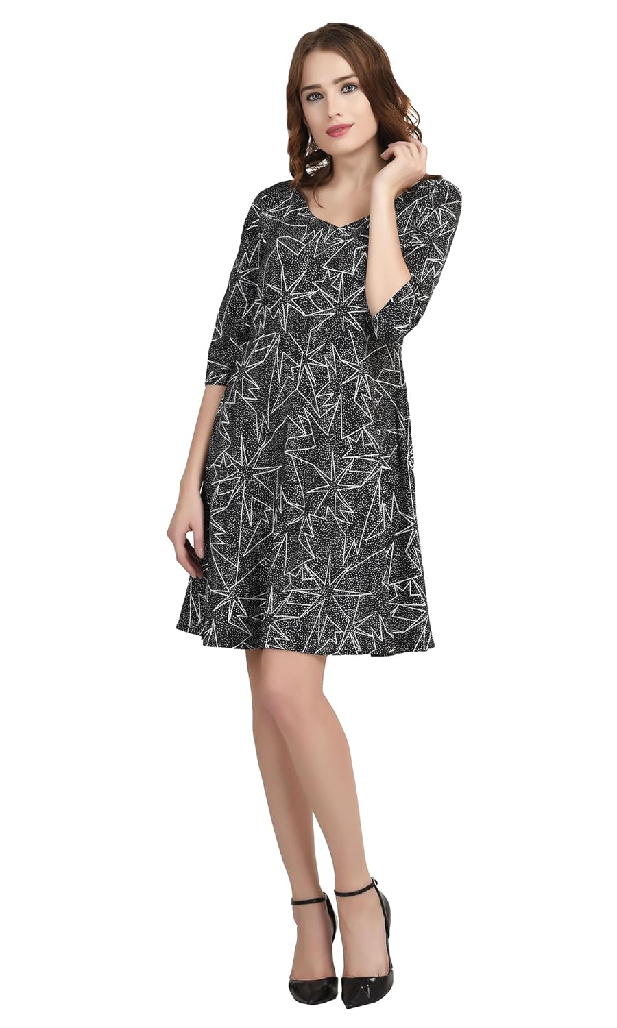the gud look crepe black star print dress