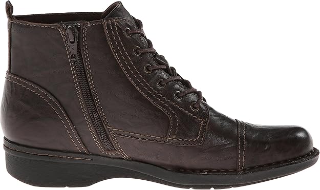 clarks womens whistle vine boot