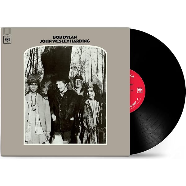 Amazon.com: Debut Album: CDs y Vinilo