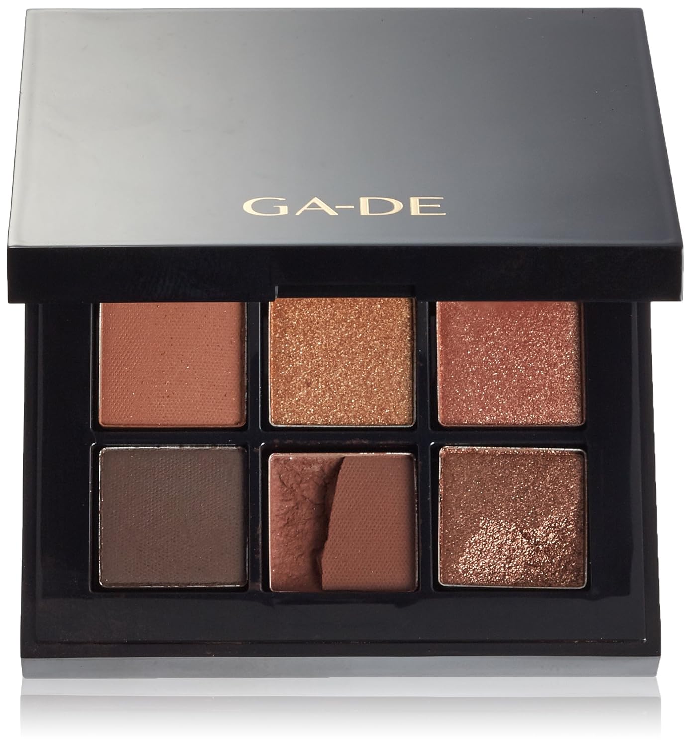 Ga De Velveteen Eye Shadow Palette