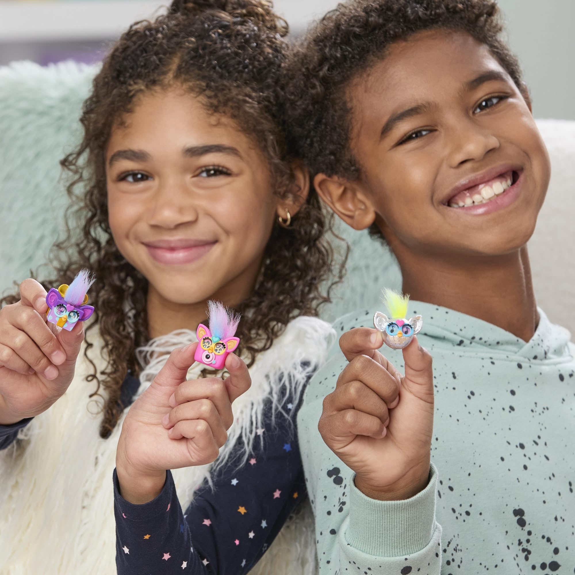 Furby Minis 12 Pack of Tiny Toy Figures, 1 Inch Collectibles, Series 1, Party & Play Food Themes, Christmas Stocking Stuffer Gifts, Ages 5+ (Amazon Exclusive)