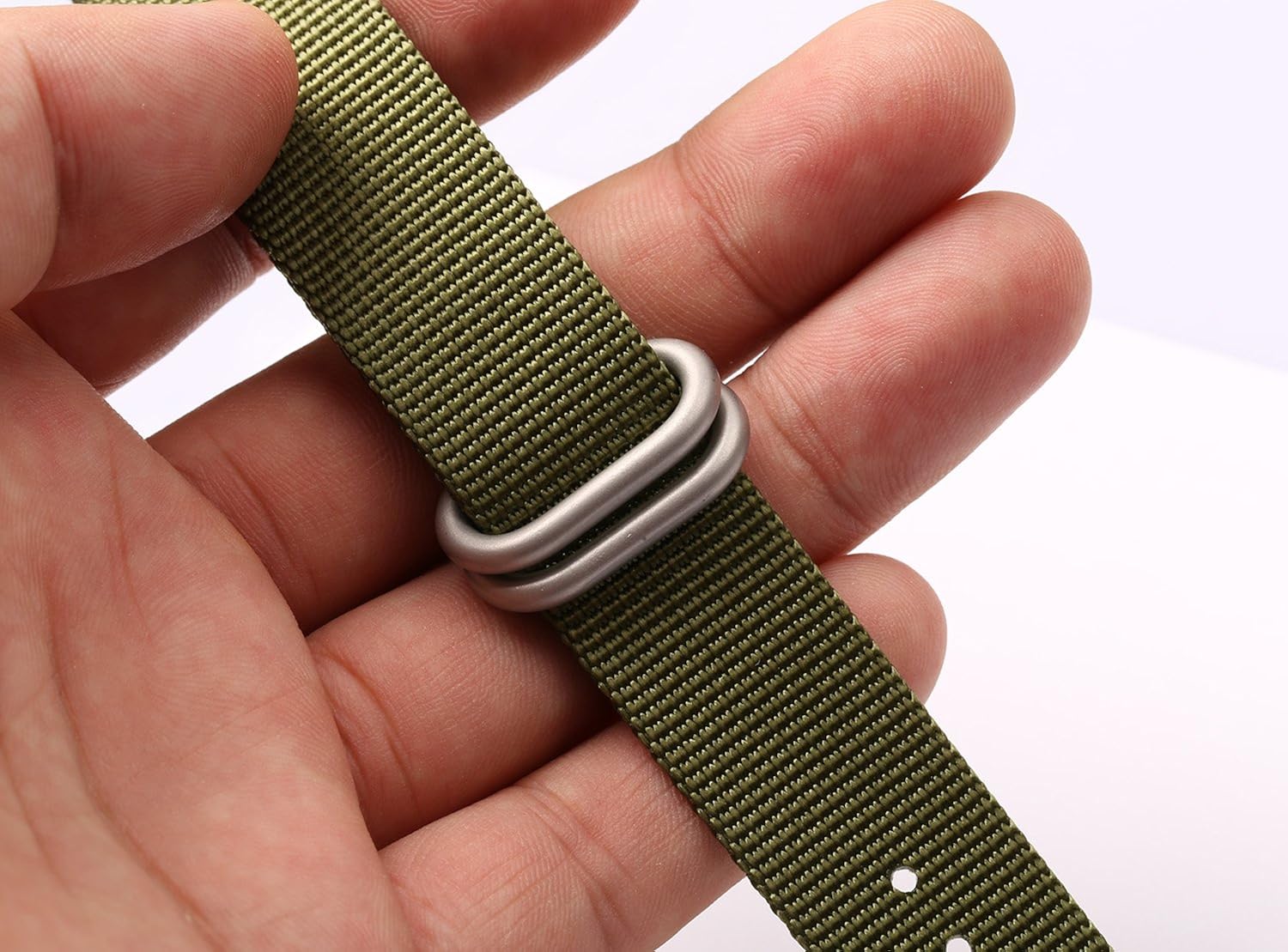 楽天市場 Pasoyグリーン22 Mmナイロンバンドnatoストラップメンズmilitaryズールースタイルバンドシルバーステンレススチールバックル B01jwlgyes Hermescolleges Ca