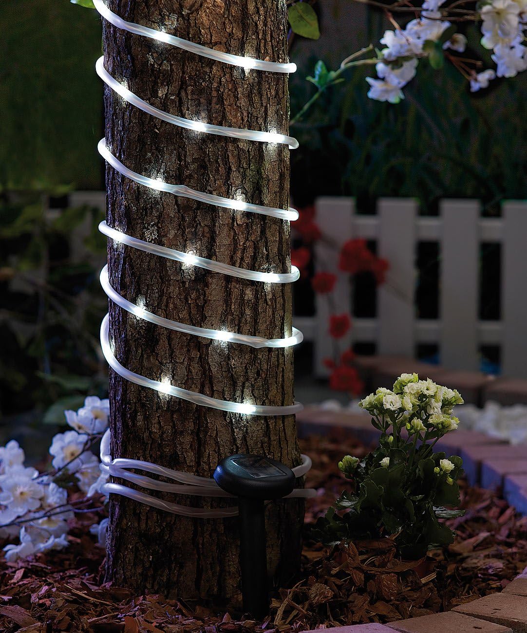 Lunartec solar light string 7 metres with 50 LEDs, brilliant white - Image 3