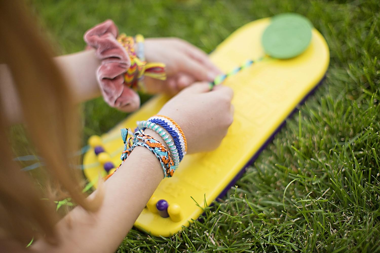 Choose Friendship, My Friendship Bracelet Maker Kit, Kids Jewelry Kit, Bracelet Craft Kit, Travel Edition: Home & Kitchen