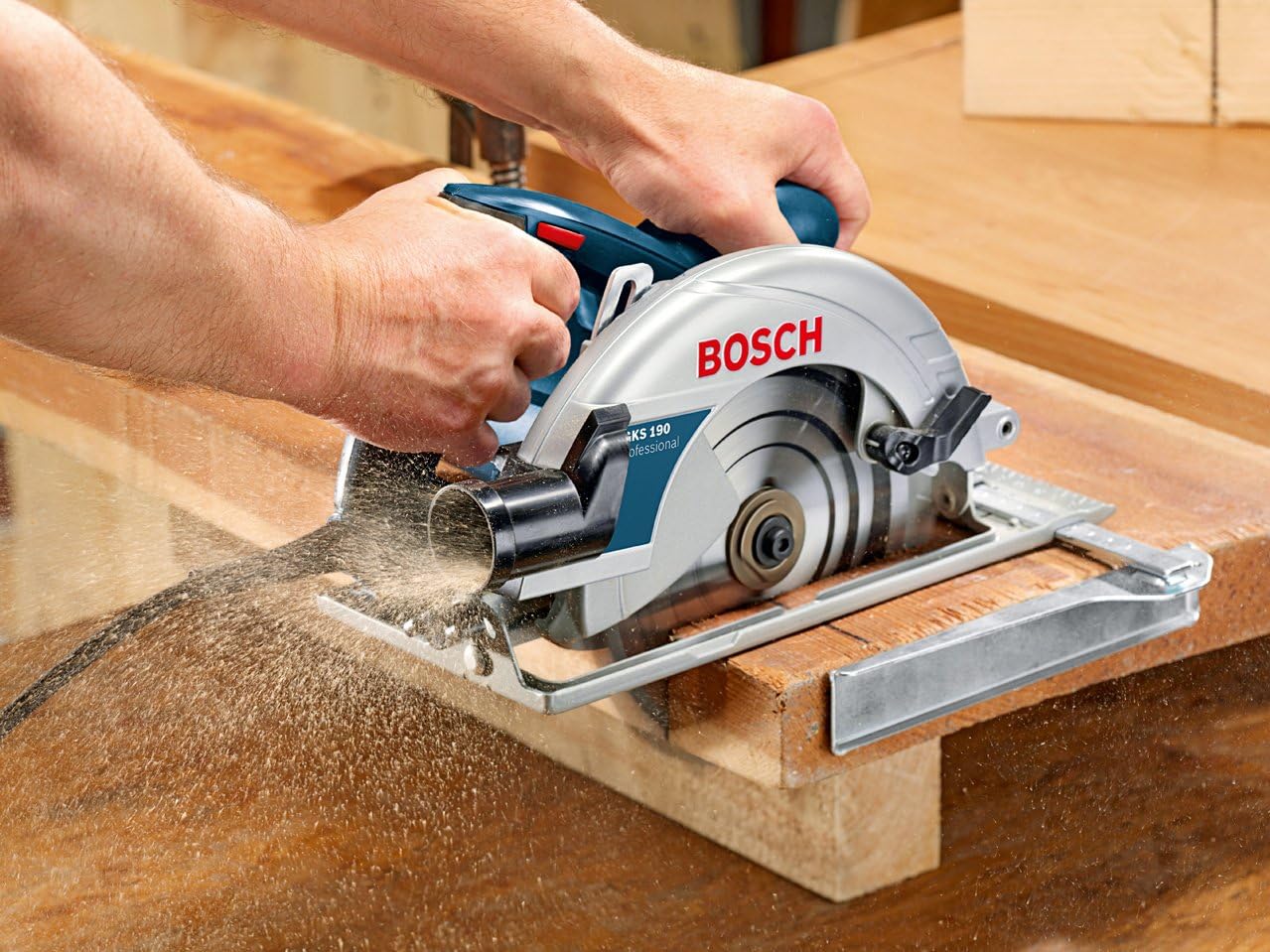 Bosch Professional Hand-Held Circular Saw GKS 190 (110 V, incl. circular saw blade, Parallel guide,Hex key WAF 5 ) - Image 3
