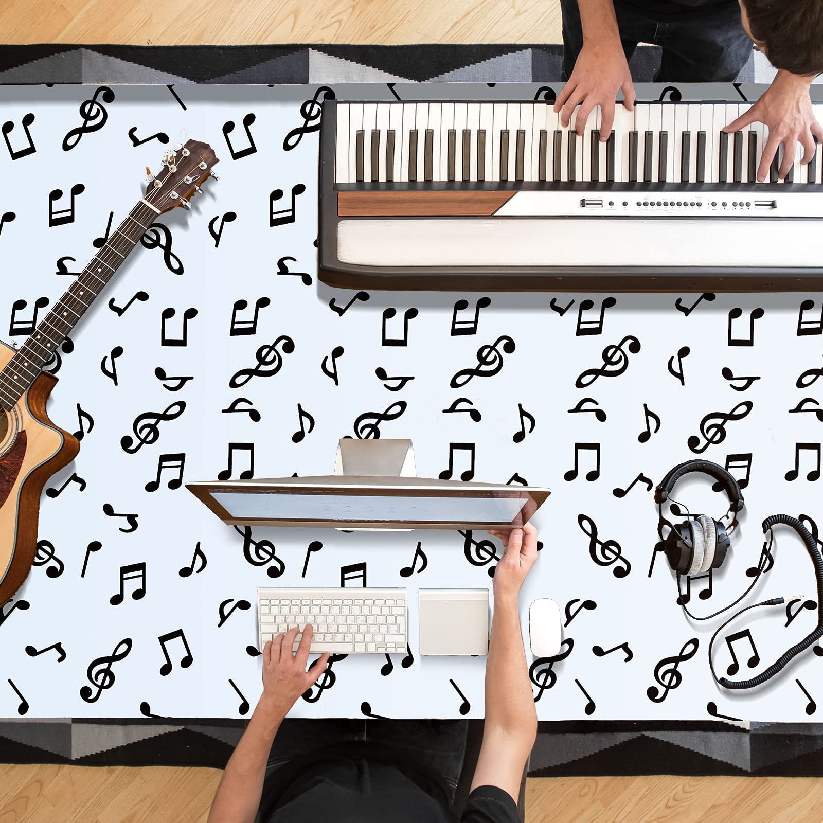 108 x 54 Inch Musical Notes Tablecover Musical Plastic Tablecloth Disposable Table Cover Notes Theme Birthday Party Decoration Supplies(2 Pieces)