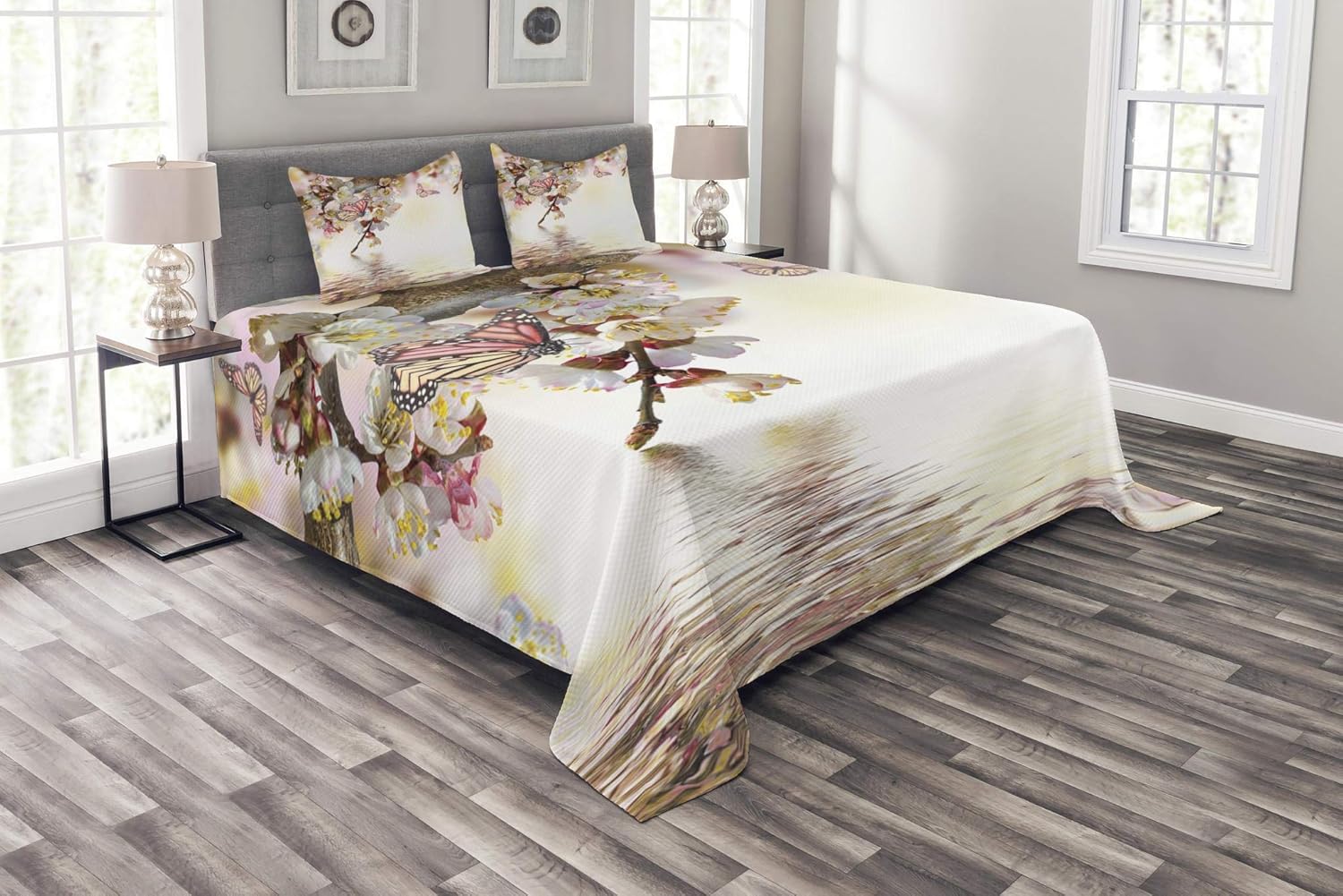 Lunarable Japanese Bedspread, Natural Floral Japanese Style