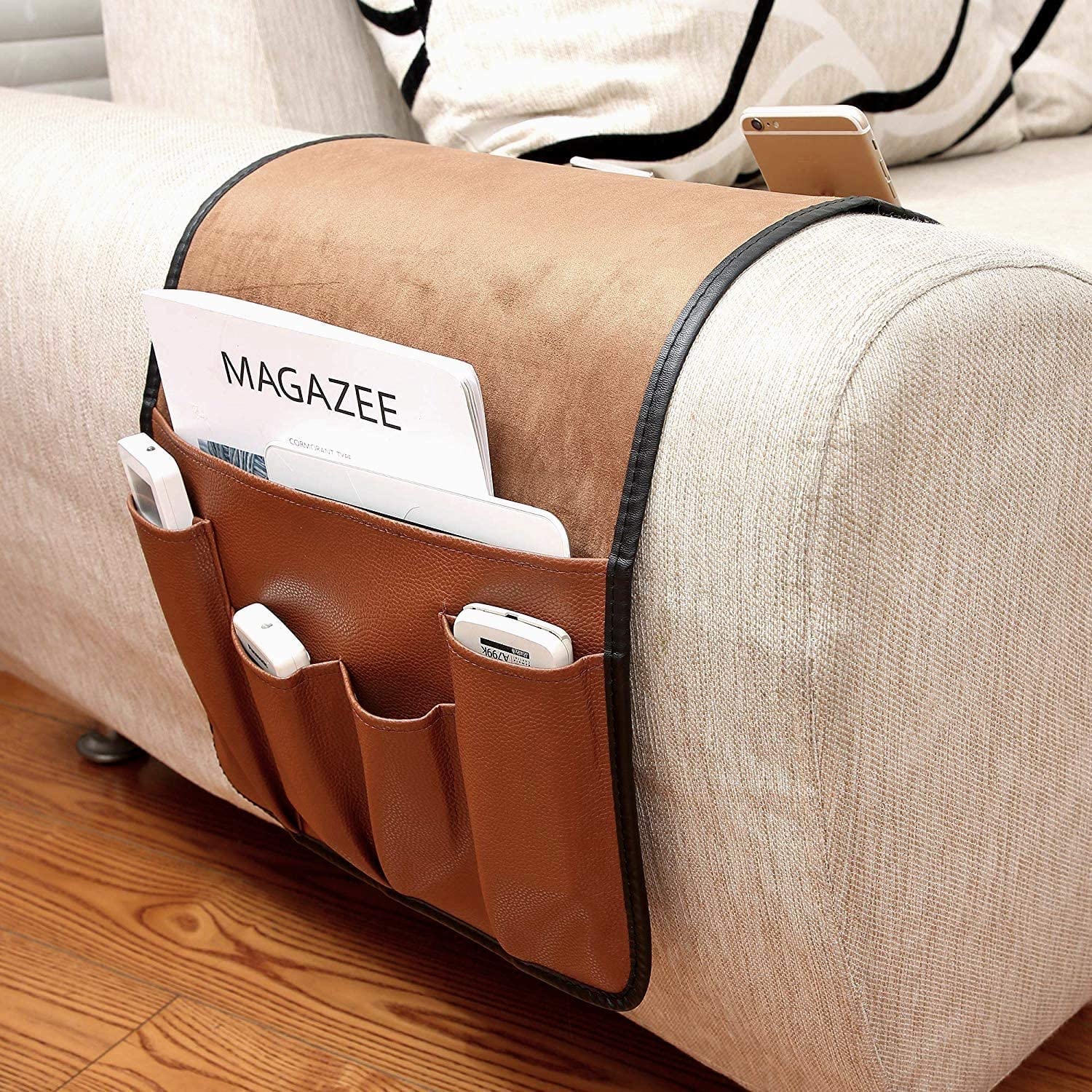 FakeFace Arm Rest Organiser Bag Hanging Sofa Caddy Storage Bag TV Remote Control Holder Armchairs Couch Organiser Cell Phone Drink Foldable Pouch Chair Tidy Table Space Saver for Living Room