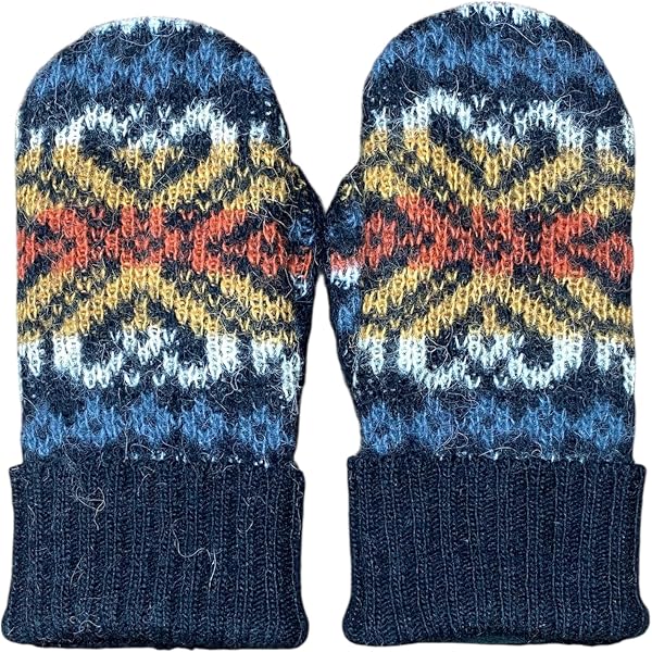 Set. (Hat And Mittens). 100 % Icelandic Wool. Wool Set of Hat, Mittens and Scarf for Women 100% Icelandic  main image 4