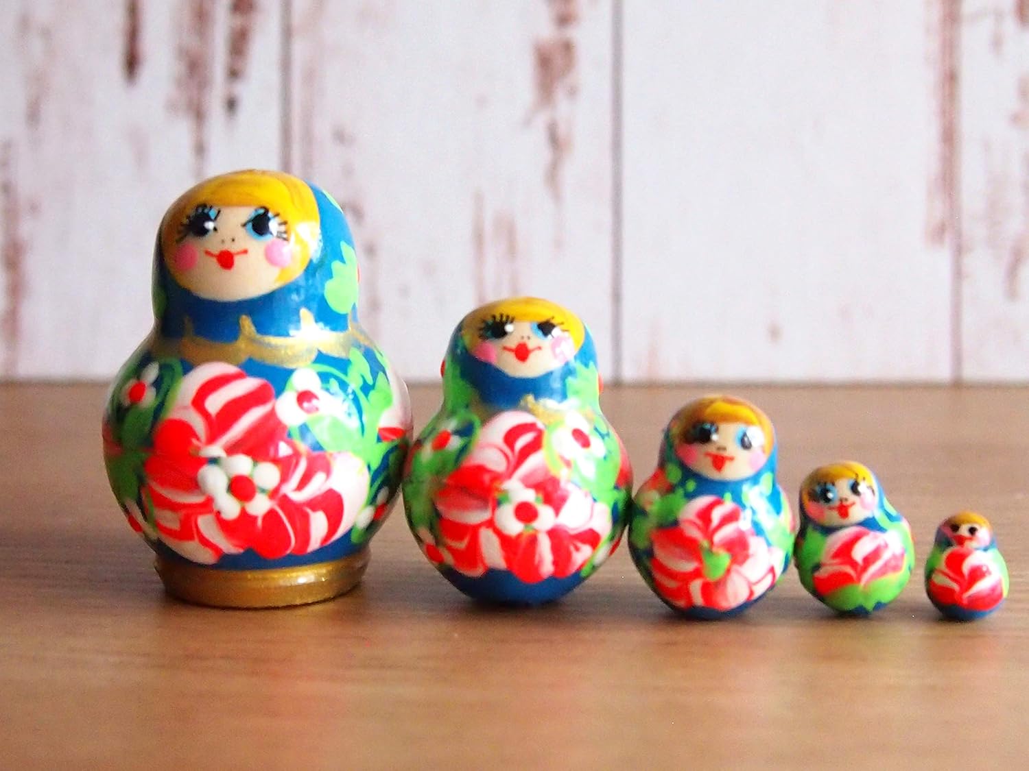 tiny nesting dolls