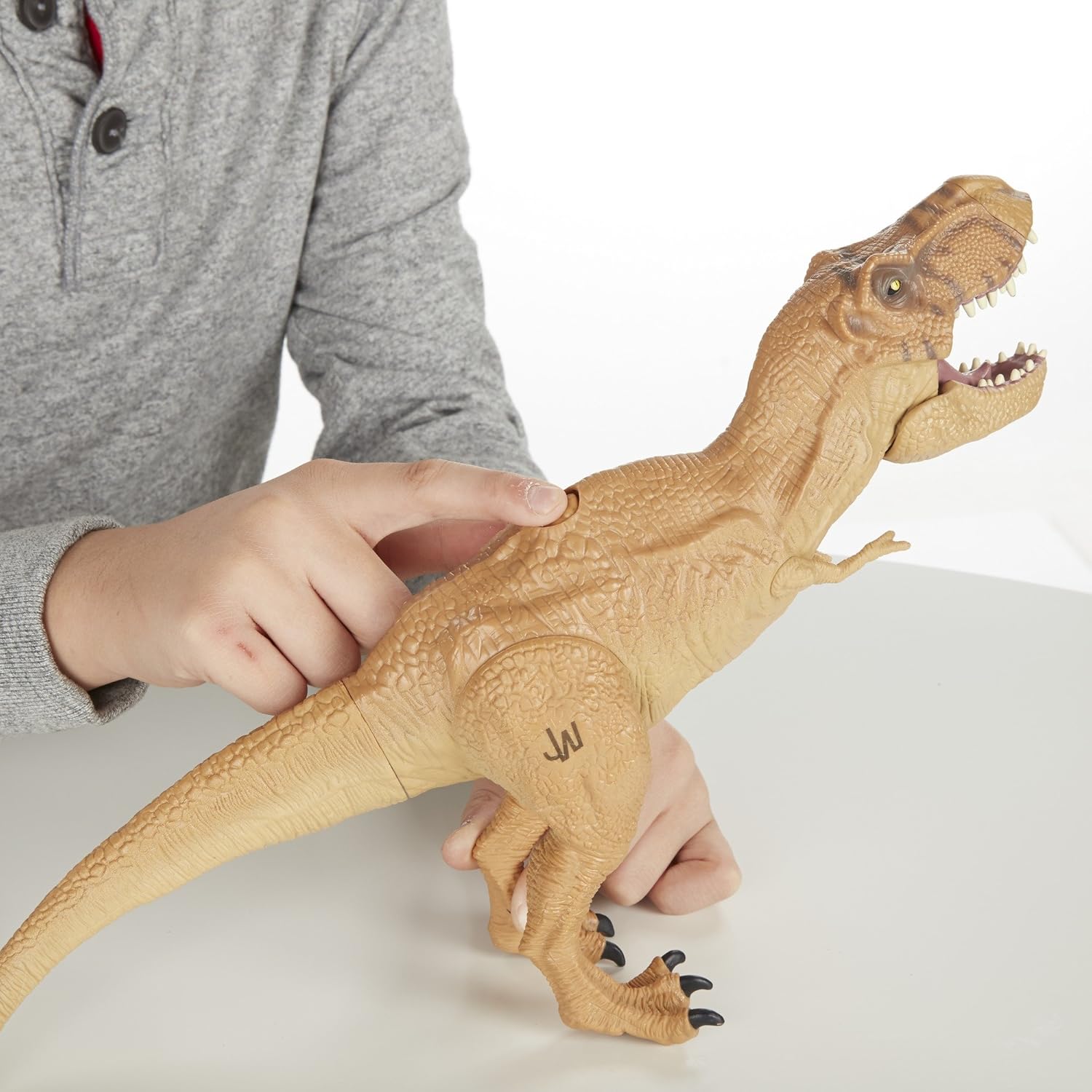 chomping t rex