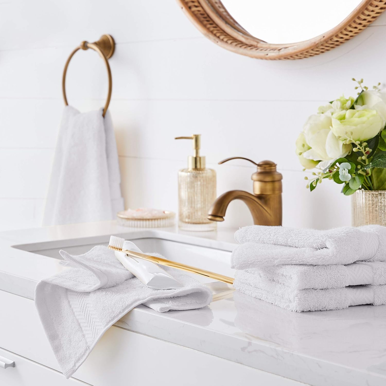 Basics Egyptian Cotton Washcloths - 6-Pack, Pristine Snow: Home & Kitchen