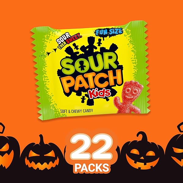 SOUR PATCH KIDS SOFT & CHEWY HALLOWEEN CANDY, 22 TRICK OR TREAT BAGS
