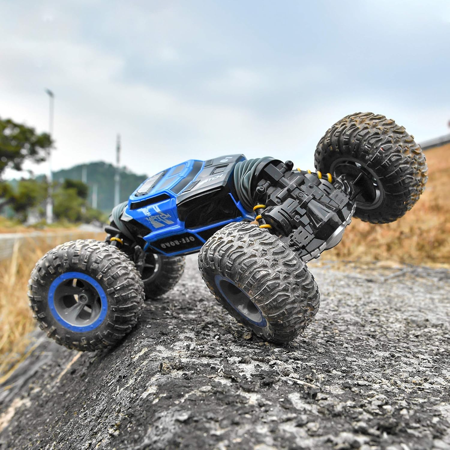BEZGAR 16 Toy Grade1:14 Scale Remote Control Crawler, 4WD Transform 15 Km/h All Terrains Electric Toy Stunt Cars RC Monster Vehicle Truck Car with Rechargeable Batteries for Boys Kids Teens and Adults: Toys & Games