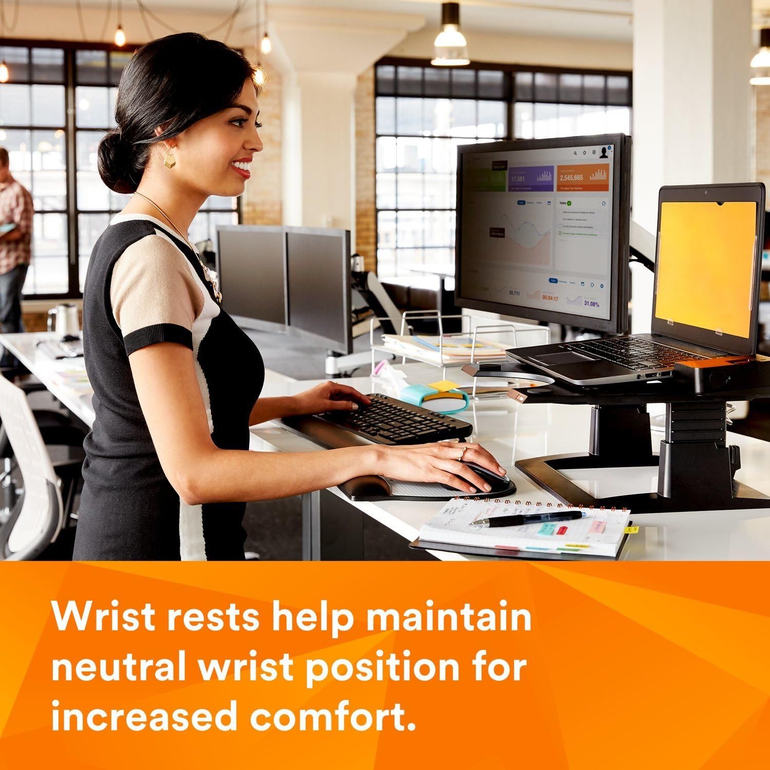 3M Gel Wrist Rest for Keyboards, Soothing Gel Comfort with Durable, Easy to Clean Leatherette Cover, Antimicrobial Product Protection, 18", Black (WR309LE) : Computing Wrist Rests : Office Products