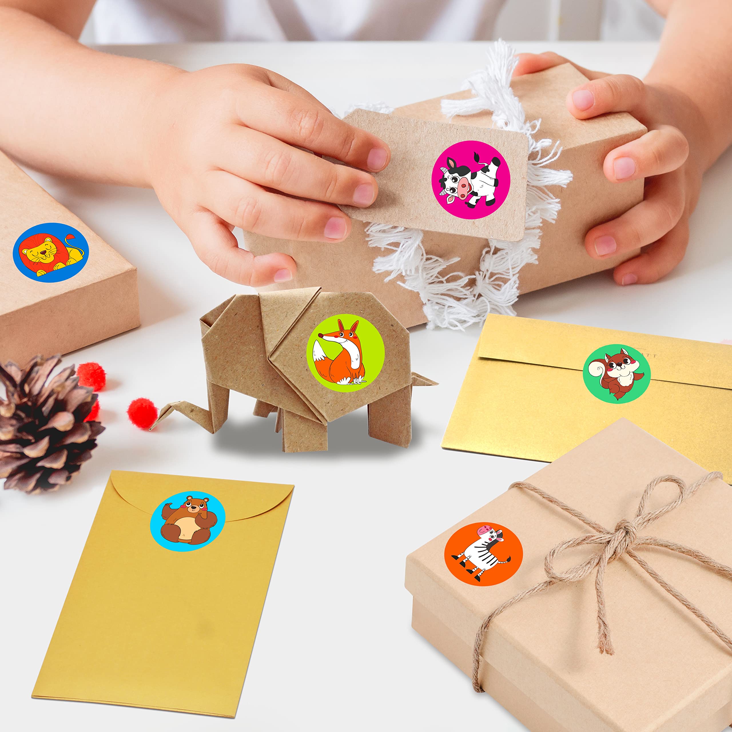 600 PCS Cartoon Animal Stickers Party Decoration Teacher Reward Encouragement Motivational Decals 16 Designs Value Pack (Each Measures 1.5