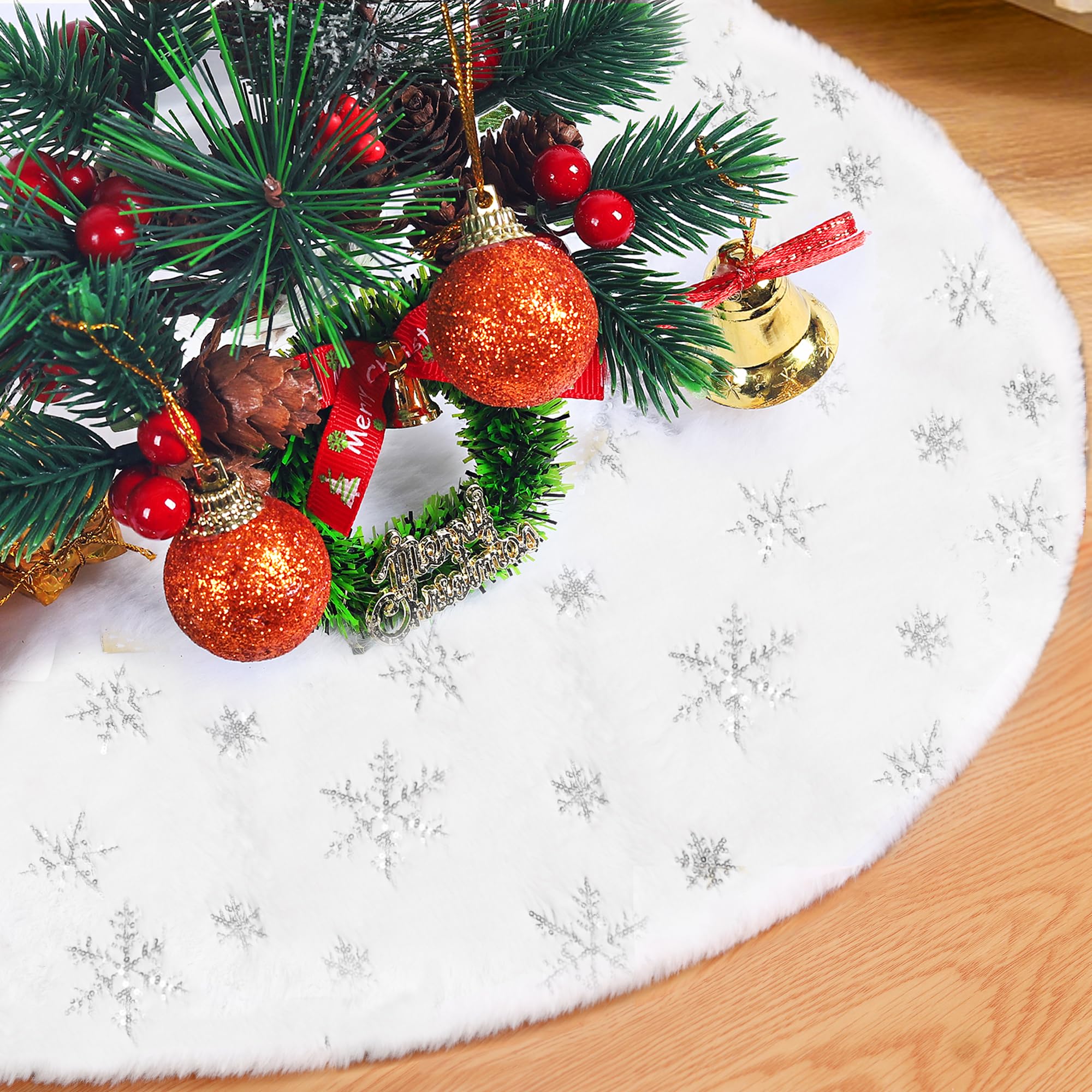 Christmas Tree Skirt, 36 Inch Double Layers Thick Plush White Snowflake Xmas Tree Skirt for Christmas Tree, Xmas Tree Cover Mat for Home, Party