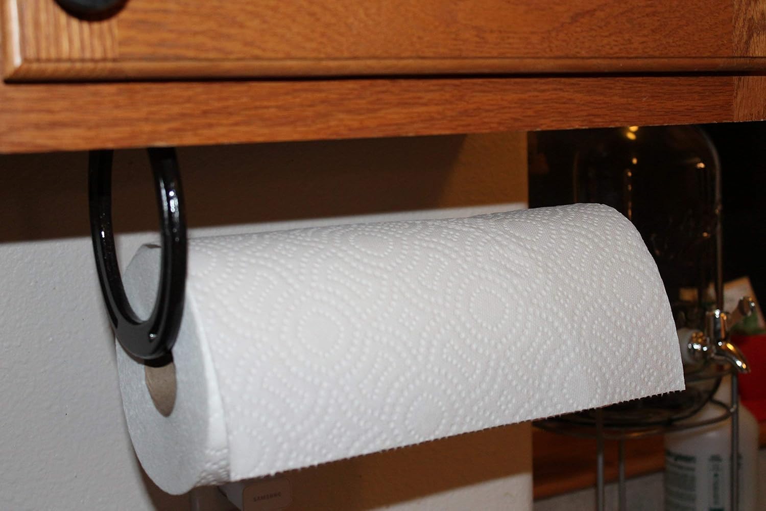 Amazon Com Horseshoe Paper Towel Holder Under The Counter Mount