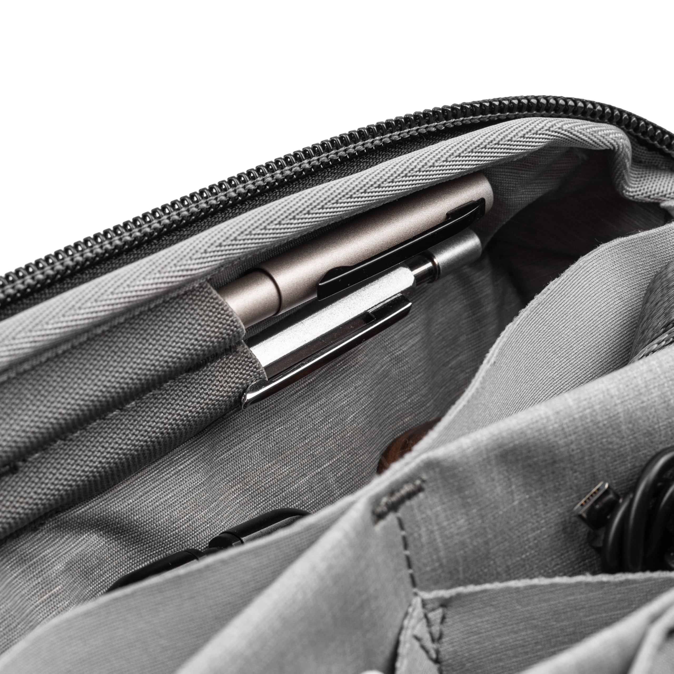 Peak Design Tech Pouch, Black, Electronics Organizer for Travel or Everyday Carry, Origami-Style Storage, Cable Pass-Through, Weatherproof Recycled Nylon, Gear Carry Bag for Men and Women