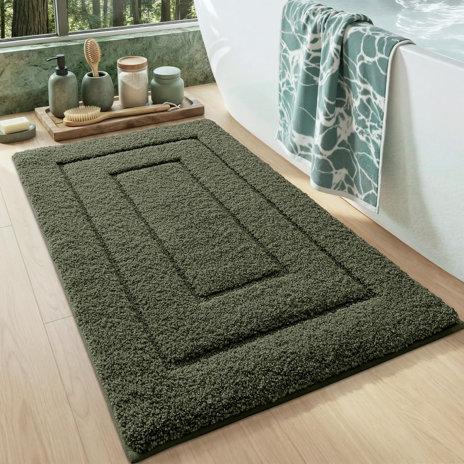 DEXI Bath Mat 60 x 110 cm, Extra Soft Absorbent Microfiber, Non-Slip Bathroom Mats, Machine Washable Rugs for Shower Floor, Green