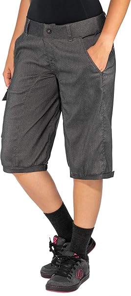 short black cycling shorts