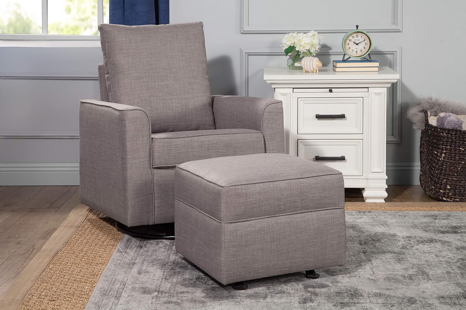 willa recliner by million dollar baby