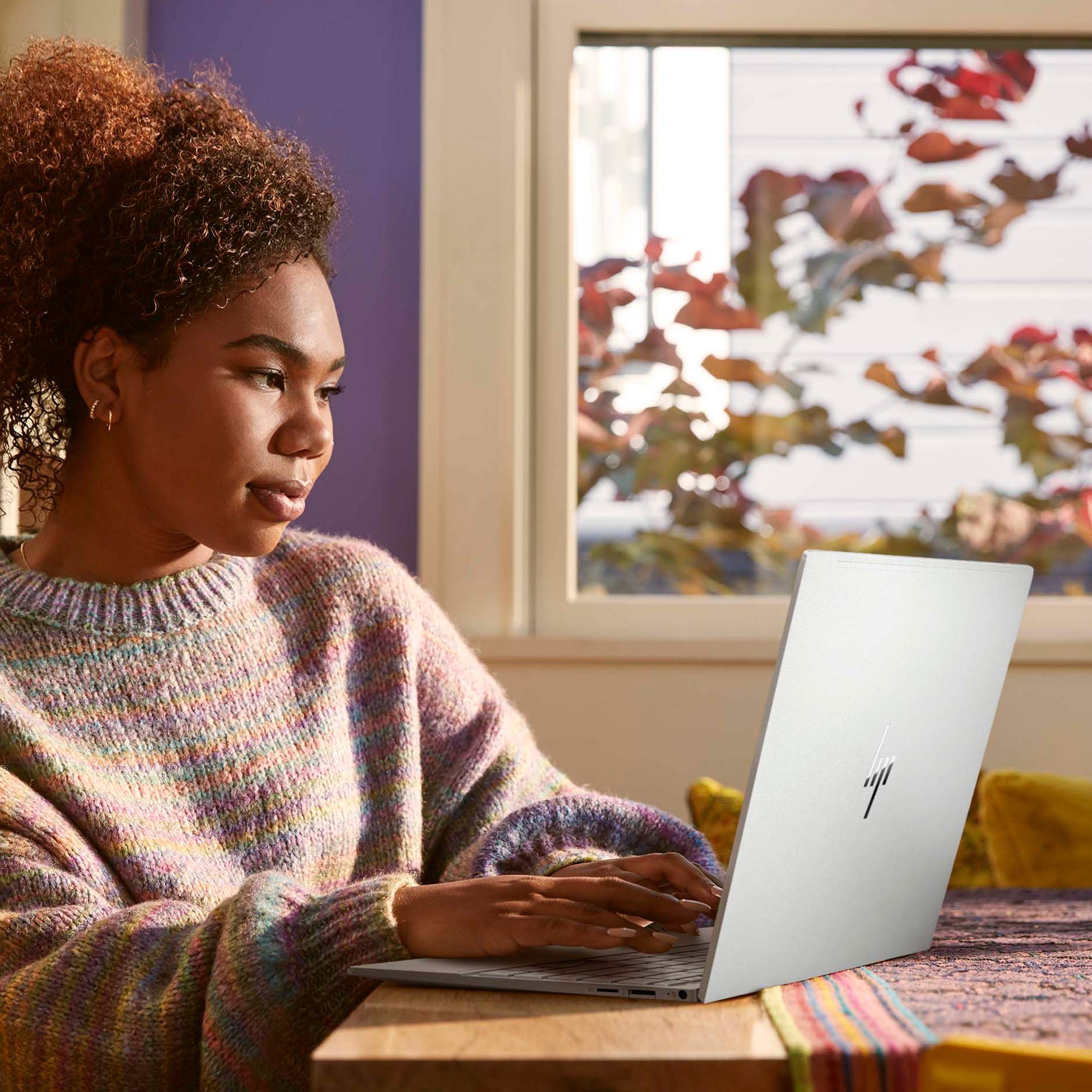 HP ENVY 13 Laptop, Intel Core i7-1165G7, 8 GB DDR4 RAM, 256 GB SSD Storage, 13.3-inch FHD Touchscreen Display, Windows 10 Home With Fingerprint Reader, Camera Kill Switch (13-ba1010nr, 2020 Model)