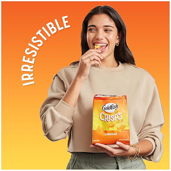 GOLDFISH CRISPS CHEDDAR CHEESE BAKED CHIP CRACKER SNACK, 6.25 OZ BAG