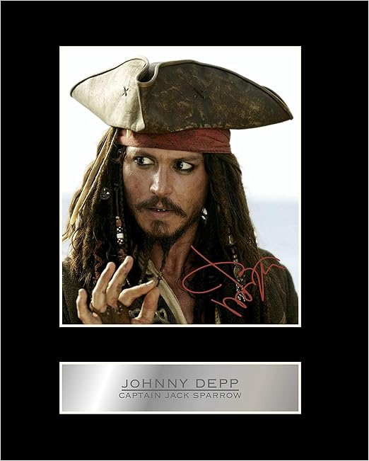Johnny Depp, Jack Sparrow firmada foto pantalla Piratas del Caribe # 1: Amazon.es: Hogar