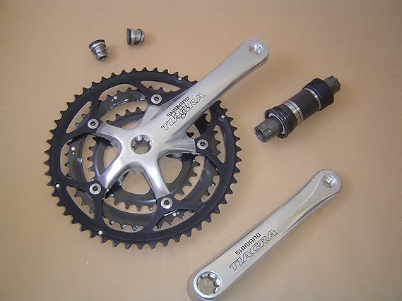 Pédalier VTT 9/11V Shimano Cues U4000 170mm 36-22T axe carré noir