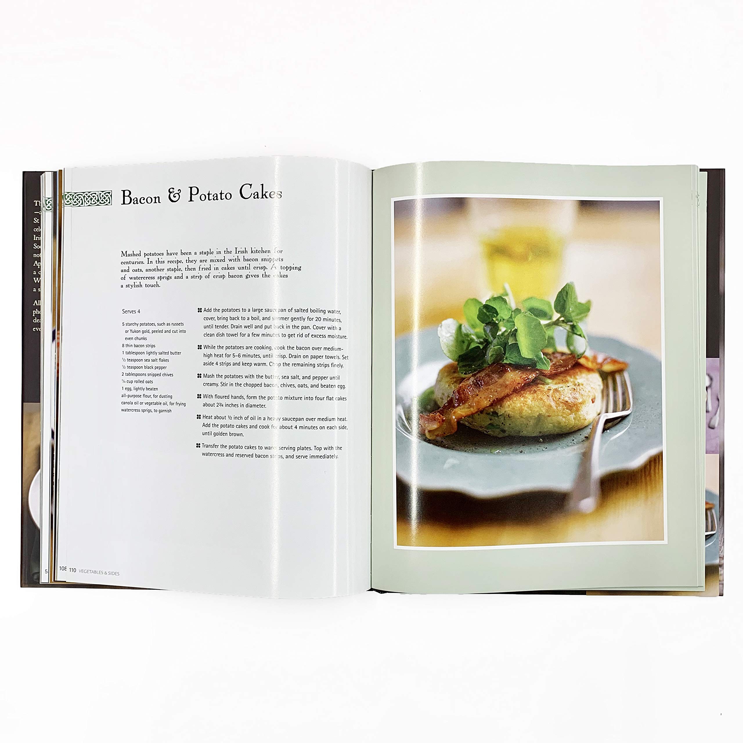 The Complete Irish Pub Cookbook: Traditional Easy and Simple Recipies for Beginners to Experts for Saint Patrick's Day, Christmas, Family Get-Togethers, and More