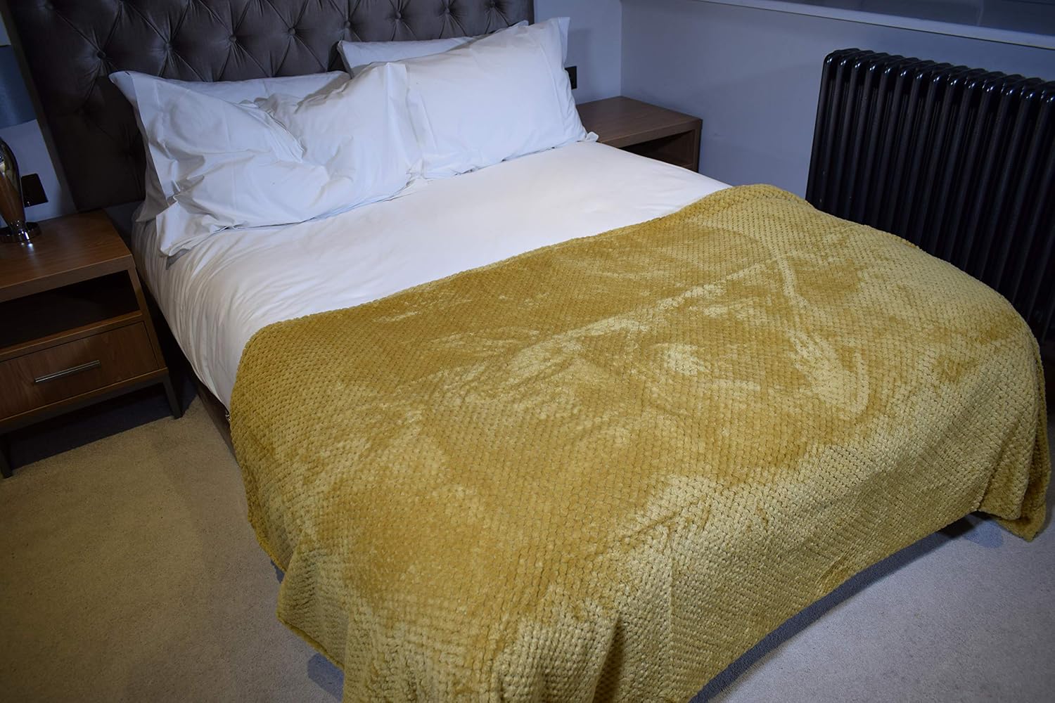 Waffle Honeycomb Blanket/Throw (King 200 x 240, Black) - Image 5
