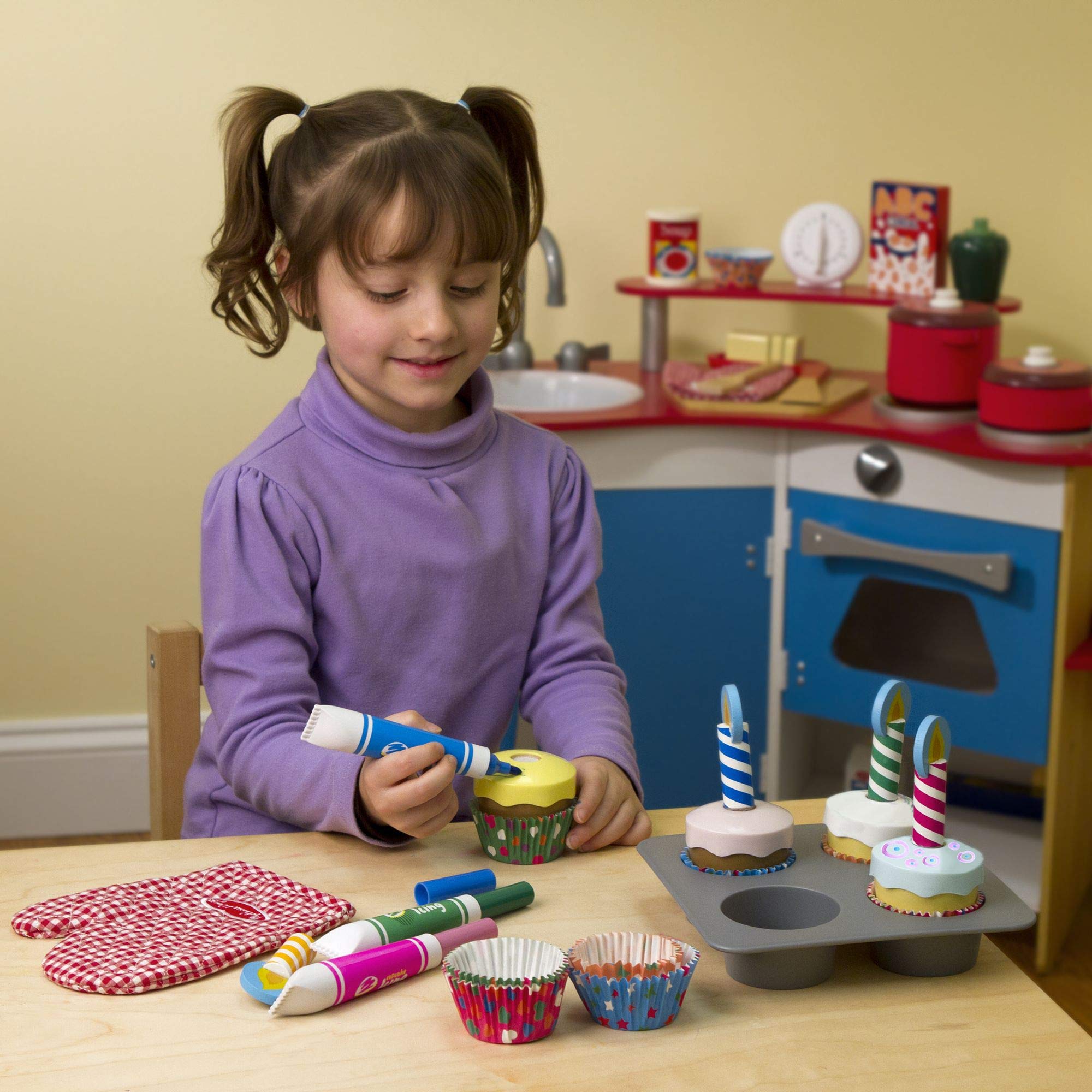 Melissa Doug Bake and Decorate Wooden Cupcake Play Food Set