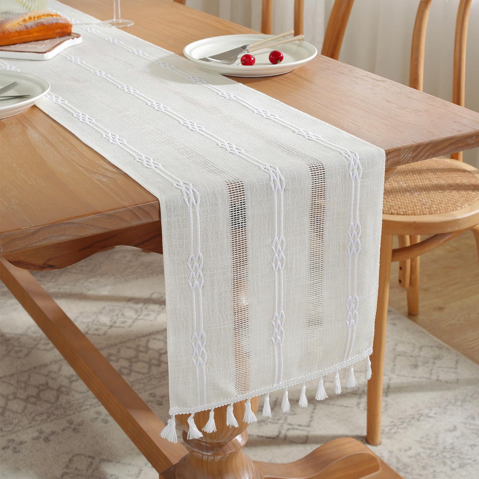 Beige Table Runner Boho Style Washable Table Runner 180 x 33 cm Table Runner with Hand Tassels Table Decoration Party Wedding Tabletop Decor