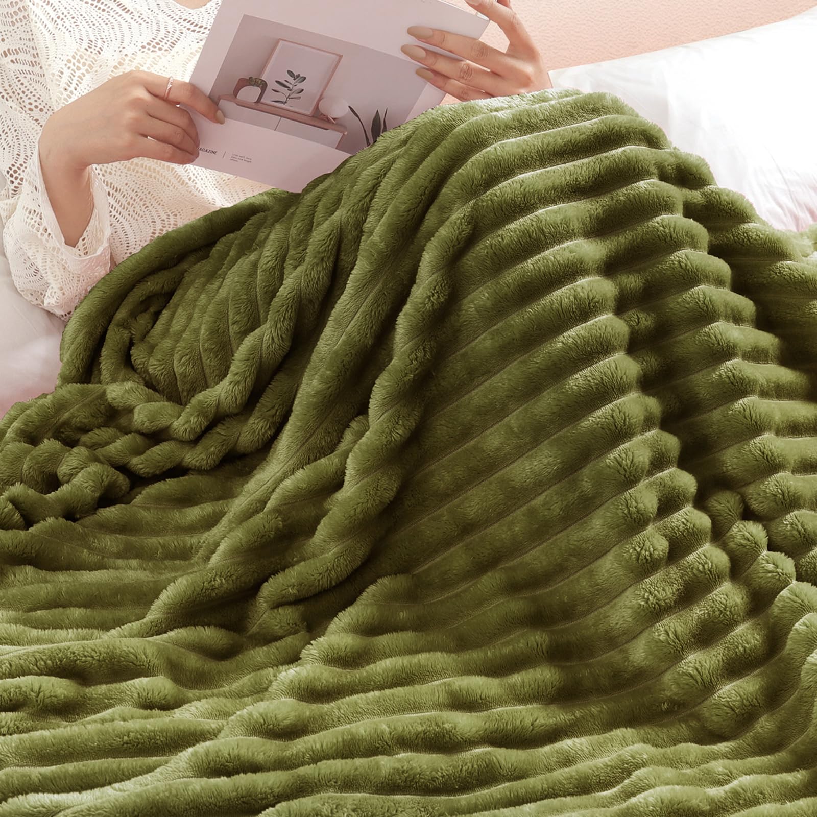 Exclusivo Mezcla Twin Size Flannel Fleece