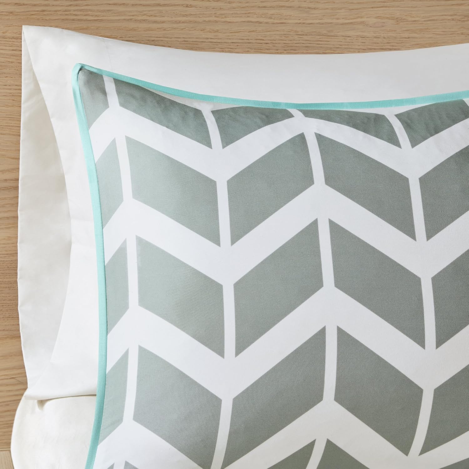Intelligent Design Nadia Comforter Set, Twin/Twin XL, Teal: Home & Kitchen