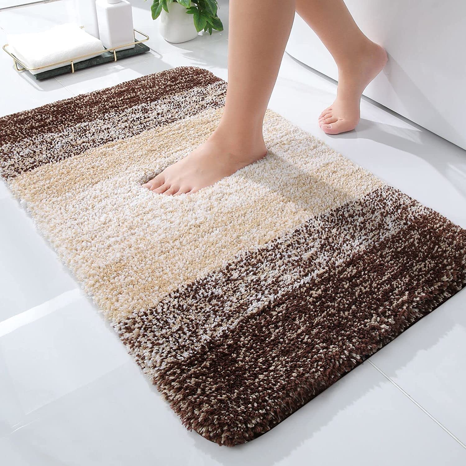 smiry Microfiber Bath Mat, 40 x 60 cm, Non-Slip Super Absorbent Bathroom Mat, Extra Soft Thick Floor Foot Mat, Fluffy Shaggy Bath Mats Rugs for Bathroom, Brown