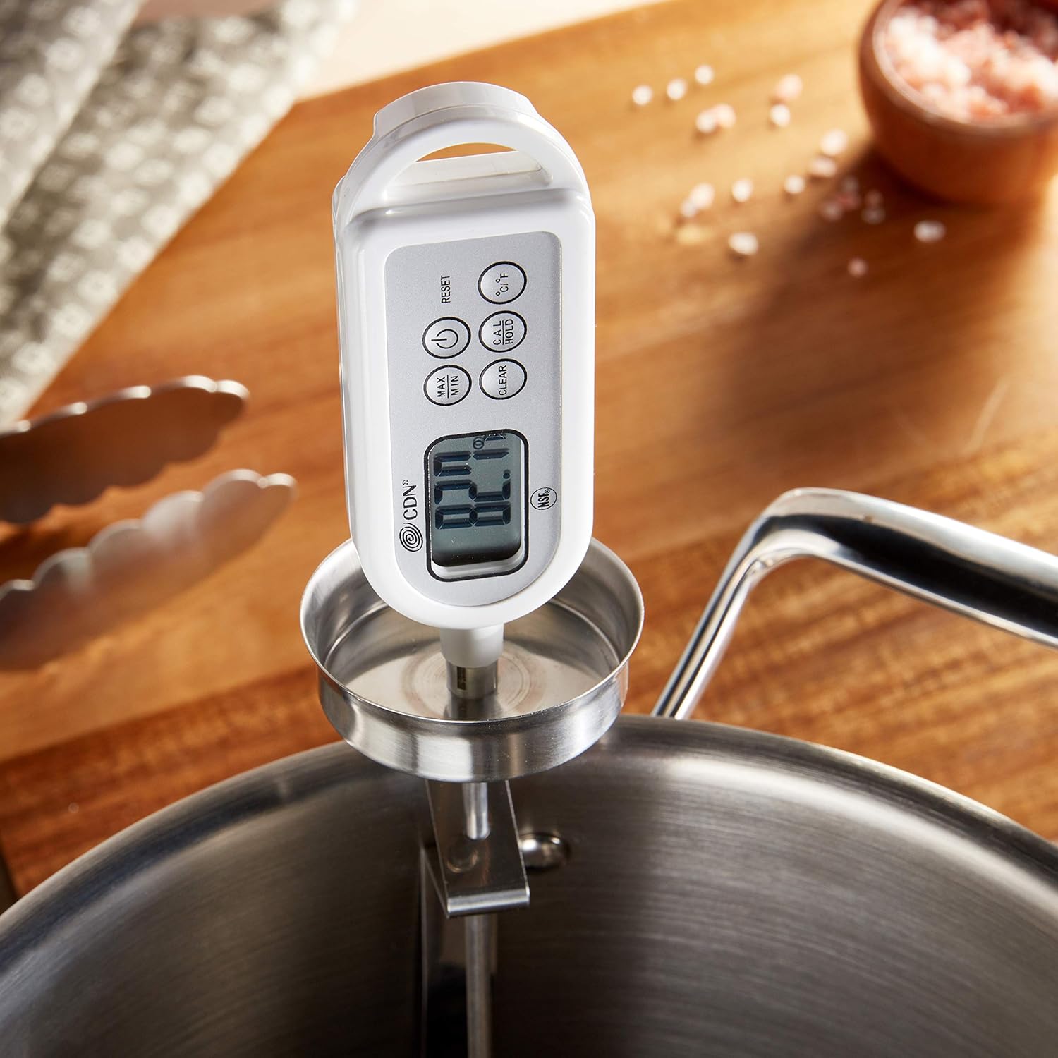 CDN DTW450L Waterproof Thermometer - Long Stem: Kitchen & Dining