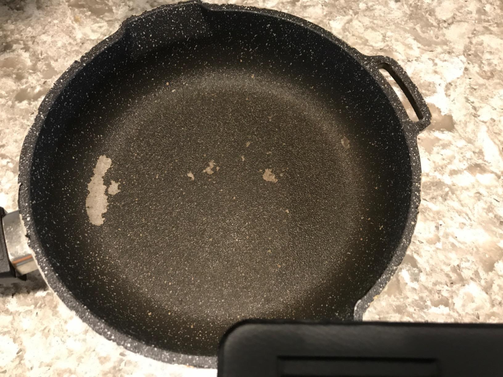 Not Nonstick As Claimed