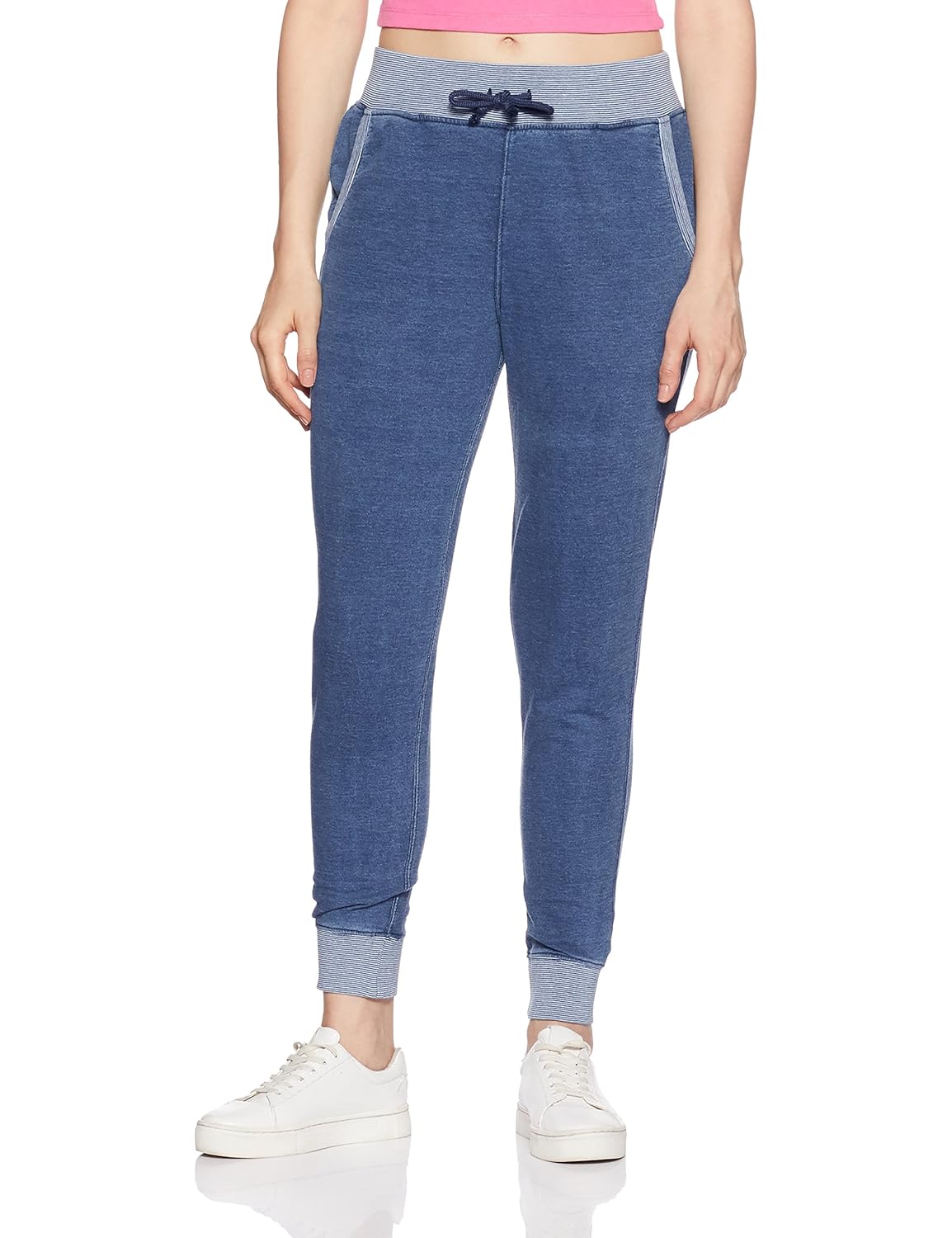levi's women's tapered jeans