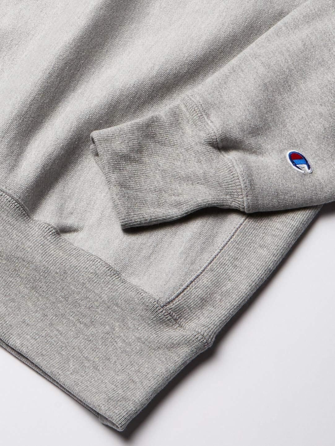 Champion Men's Crewneck: Clothing