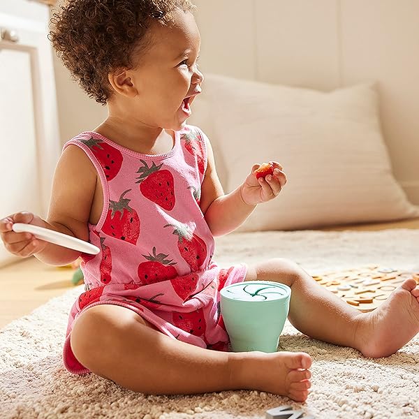 MUNCHKIN SNACK CATCHER TODDLER SNACK CUP WITH LID, SILICONE, COLLAPSABLE, MINT