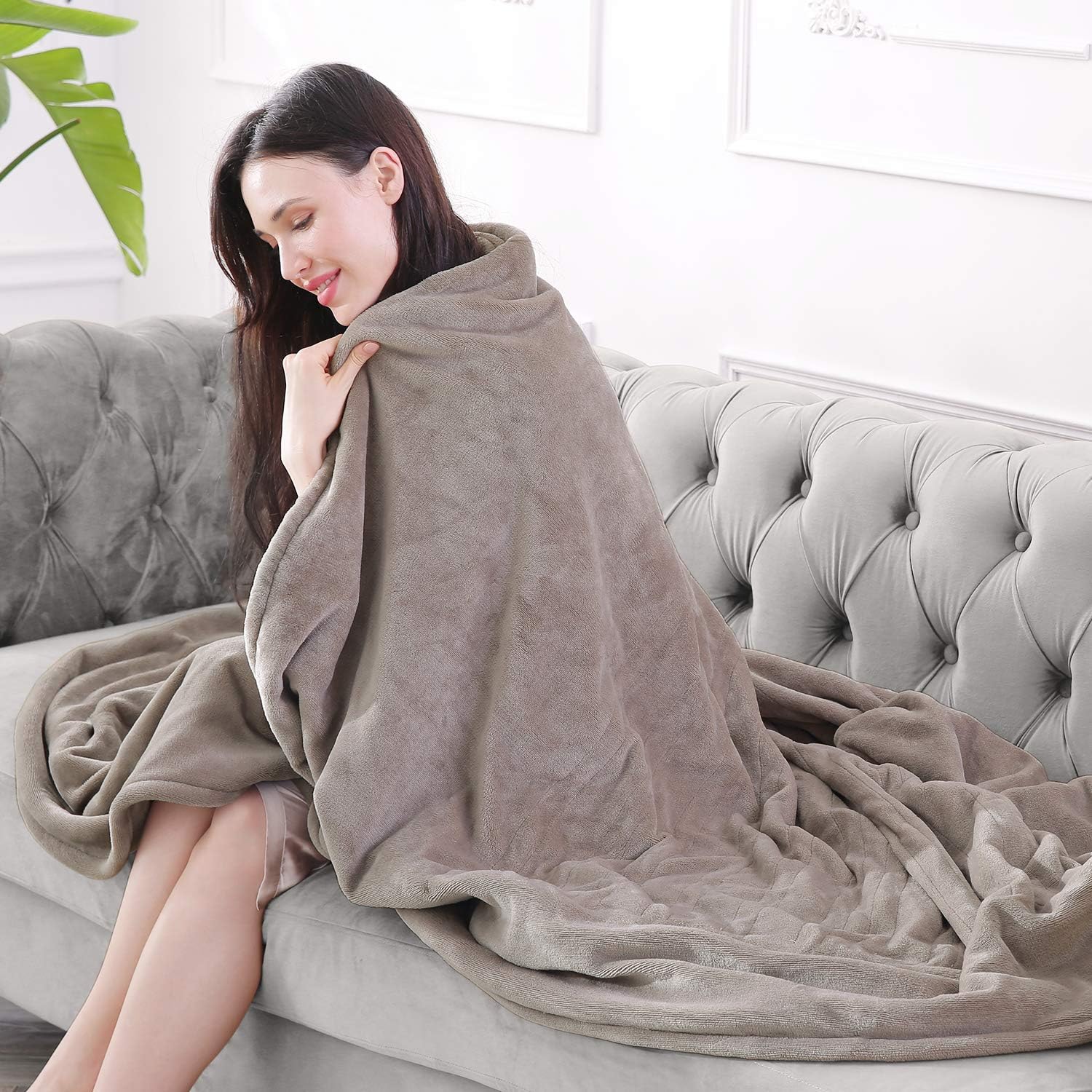 MaxKare Electric Blanket Heated Throw 72" x 84" Oversized Flannel Heated Blanket, ETL Certification Fast Heating with 3 Heating Levels & 8 Hours Auto Off, Machine Washable: Home & Kitchen